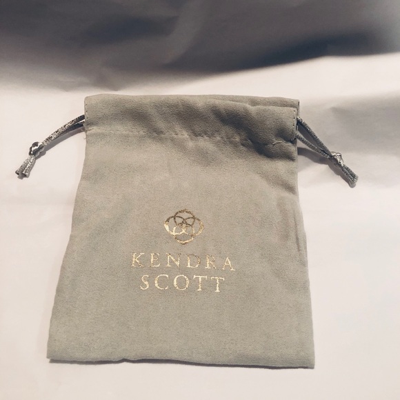 NWT Kendra Scott Matte Liliac Danielle Earrings - Picture 4 of 8